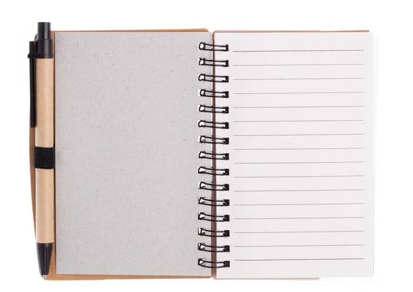 白い背景にペンが描かれたノートは — ストック写真