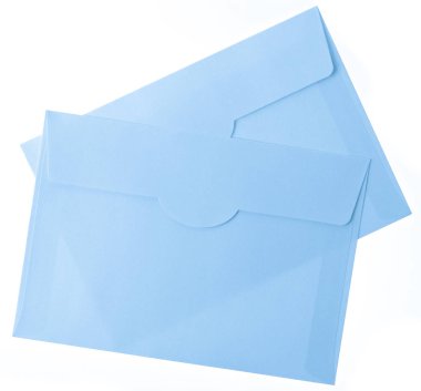 mavi zarf beyaz arkaplanda izole edildi.