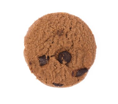 Beyaz arkaplanda izole edilmiş çikolatalı kurabiye