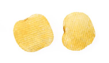 Patates cipsi beyaz arkaplanda izole