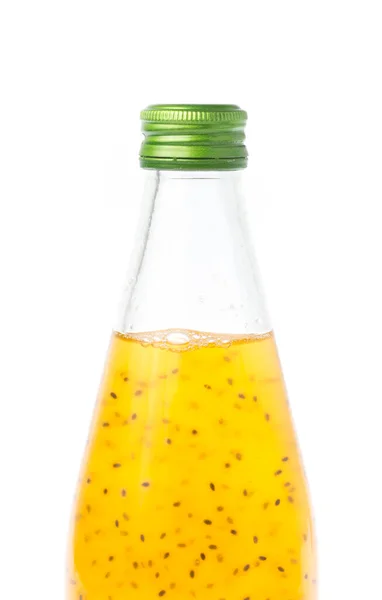 Succo Ananas Con Semi Basilico Bevanda Vetro Bottiglie Isolate Fondo — Foto Stock