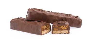 çikolata izole üzerinde beyaz arka planda batırılmış bisküvi