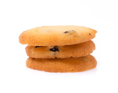 Beyaz arkaplanda izole edilmiş tereyağlı kurabiyeler