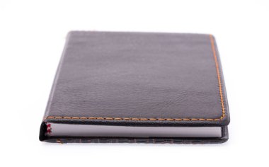 Beyaz arka plan üzerinde izole deri Notebook