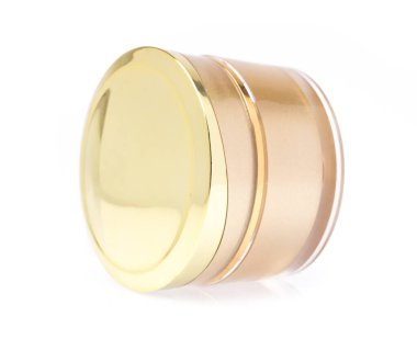 Beyaz arkaplanda izole edilmiş kozmetik yüz kremi.