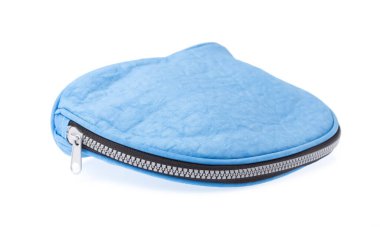 Kozmetik çanta beyaz arkaplanda izole