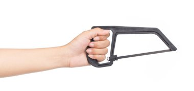 El ele tutuşan Coping testeresi beyaz arka planda izole edildi