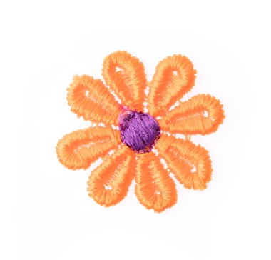 turuncu çiçek kumaşları Daisy beyaz arkaplanda izole edilmiş.