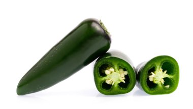 dilim biber beyaz bir arka plan üzerinde izole