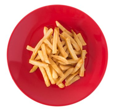 Beyaz arka planda izole edilmiş bir tabakta patates kızartması.