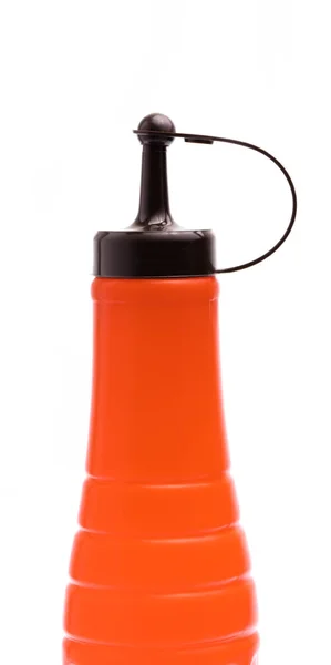 Bottiglia Plastica Salsa Peperoncino Isolato Sfondo Bianco — Foto Stock