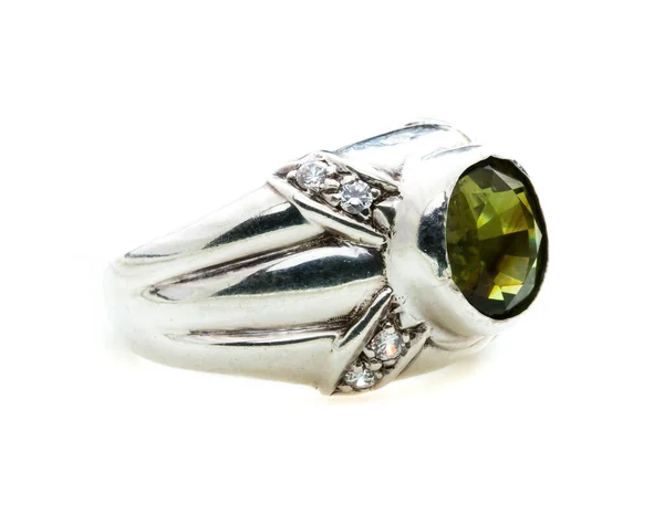 Zelený Smaragdový Prsten Bílém Pozadí — Stock fotografie