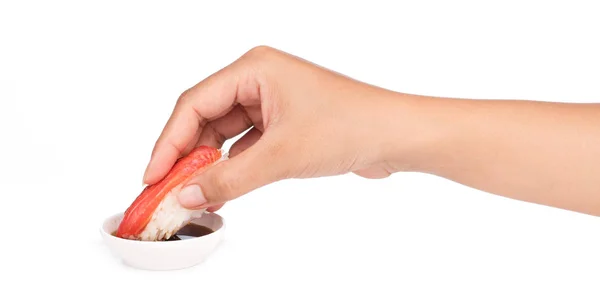 Hand Hålla Doppa Sushi Rulle Sås Isolerad Vit Bakgrund — Stockfoto