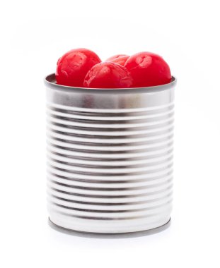 beyaz arka planda izole edilmiş kiraz konservesi