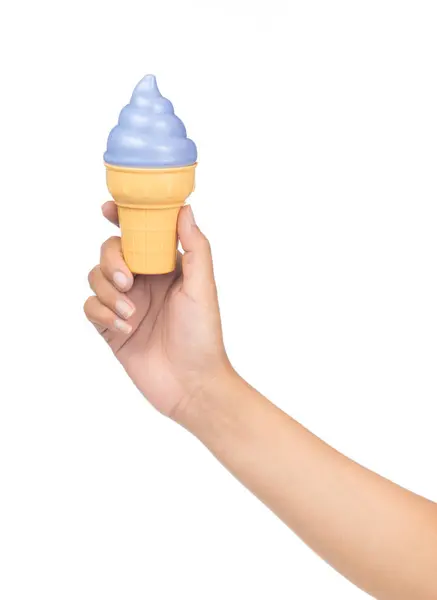 Hand Hält Blauen Eisbecher Isoliert Auf Weißem Hintergrund — Stockfoto