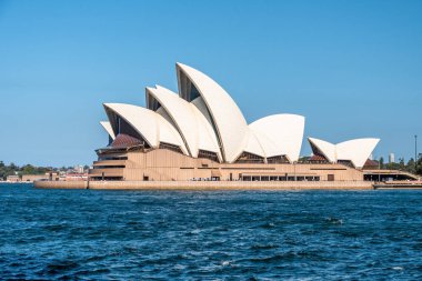 Sydney, Avustralya - 22 10 2018: Güneşli bir günde Opera Binası