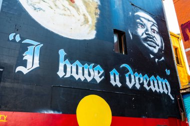 Sydney, Nsw -27-10-2018: Newtown 'da Martin Luther' a adanmış bir duvar resmi