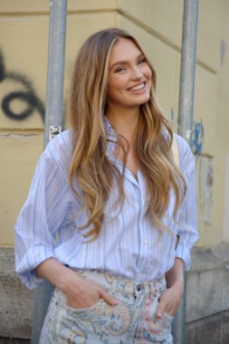 Şubat 2020 'de Moda Haftası boyunca Milano' nun sokakları ve yerleri