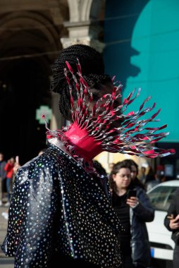 Moda Haftası 2020 'de Milano' da flaş kalabalık - Dünya Temizlik Günü