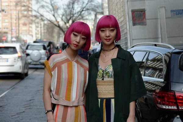 Ami ve Aya Milano Moda Haftasında 2020 Şubatında