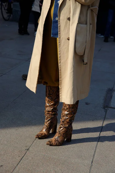 Figura Pública Las Calles Milán Durante Semana Moda Febrero 2020 —  Fotos de Stock