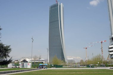 Milan 'da yeni bir yer, Hadid Tower var.