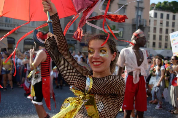 Tha Sfilata Annuale Milano Dedicata Mondo Gay Lesbico Milano Pride — Foto Stock