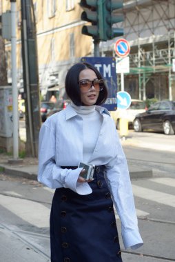 Milan Moda Haftası 2017 'de Dolce & Gabbana Moda Gösterisinden sonra Milano sokakları ve yeri