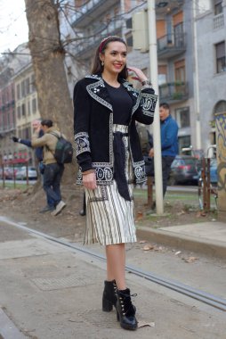 Milan Moda Haftası 2017 'de Dolce & Gabbana Moda Gösterisinden sonra Milano sokakları ve yeri