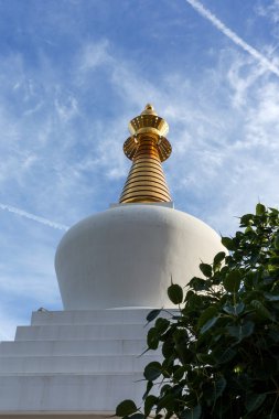 Hangi Stupa bir Budist shri inşa edilen bina şeklinde bir kubbe mi