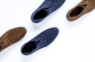 Yukarıdan görülen, en iyi görünüm kümesi aksesuarlar moda giysiler
