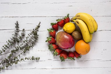 Taze meyve karışımı