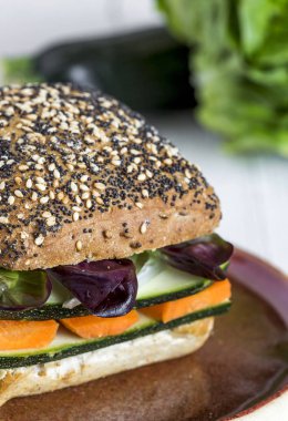 Taze sebze vejetaryen burger 