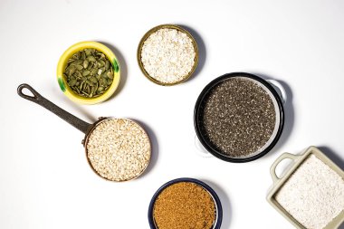 Chia tohum ahşap tahta üzerinde