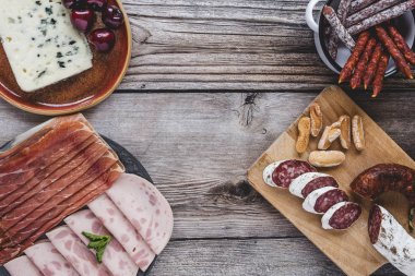 Sosis İspanya tipik ürün yelpazesine