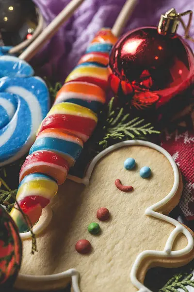 Tahta masada Noel kurabiyeleri