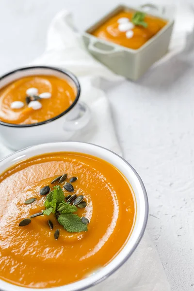 Kase üzerinde krem kabak