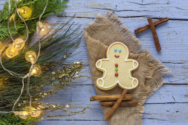 Tahta masada Noel kurabiyeleri