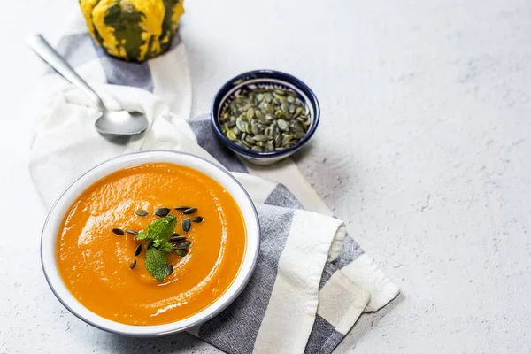 Kase üzerinde krem kabak