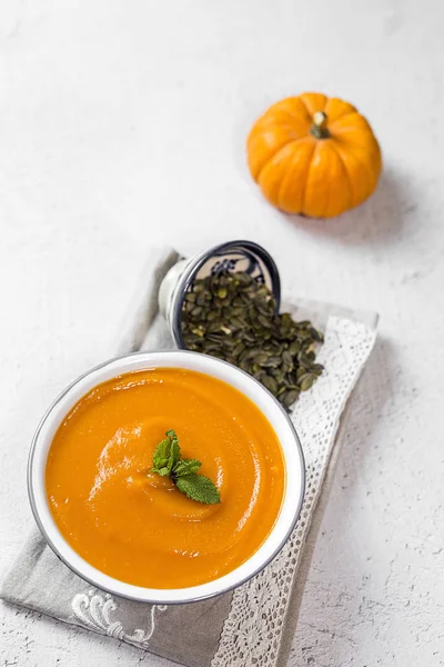 Kase üzerinde krem kabak