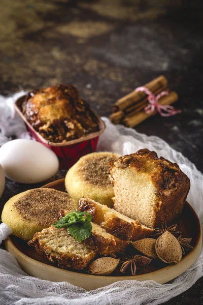 Hembakade kakor kanel och mandel — Stockfoto