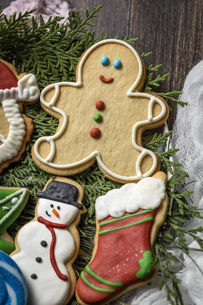 Tahta masada Noel kurabiyeleri