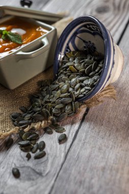 Kase üzerinde krem kabak