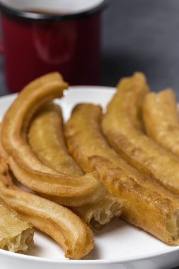 Churros sıcak çikolata ile