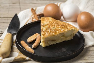 Lezzetli patates omlet 