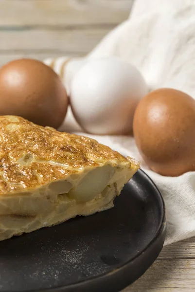 Lezzetli patates omlet 