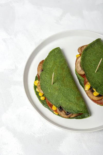 Homemade Green Spinach Crepes — Stock Photo, Image