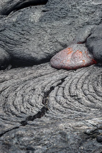 Fluxo de lava próximo no campo de lava — Fotografia de Stock