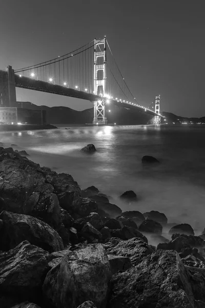 Golden gate-bron efter solnedgången — Stockfoto