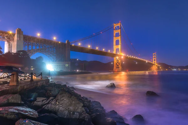 Golden Gate Bridge after sunset — Stock Photo, Image